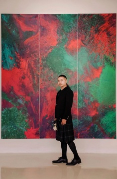 郝方圓最新個(gè)展“肉身之外”在YOUNG美術(shù)館開幕