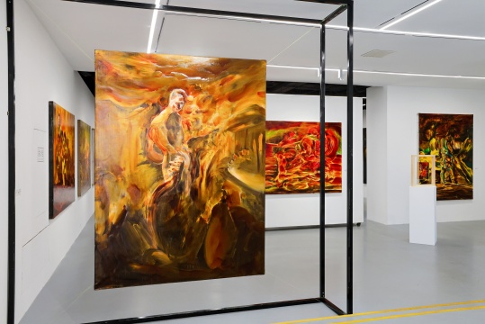 「破夜—高人杰個展」在亙畫廊正式啟幕，一場在邊緣地帶燃燒的靈魂試煉