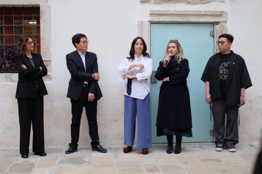 策展人Carlotta Scarpa開幕式致辭
