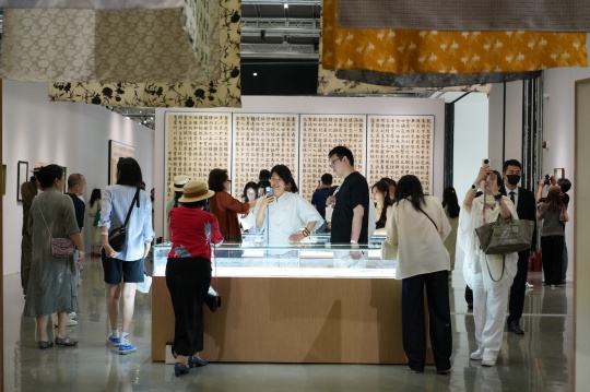 “自有我在”——林曦《曦游記》巡展于北京嘉德藝術(shù)中心開幕